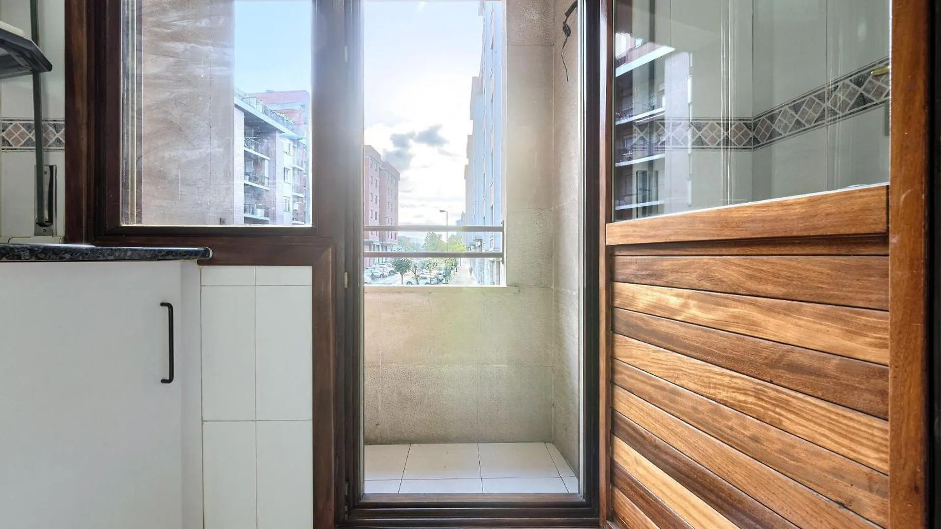 Apartamento Vt , Acogedora En Barrio Tranquilo Con Garaje Bilbao 0*,